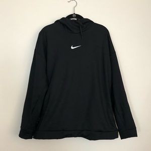 Nike: Performance Sweatshirt